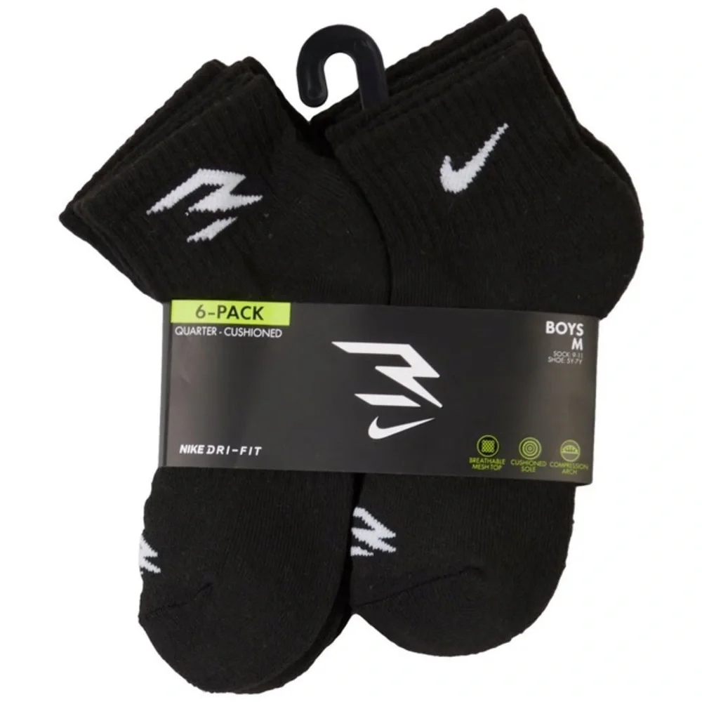 Boys Nike socks black athletic training